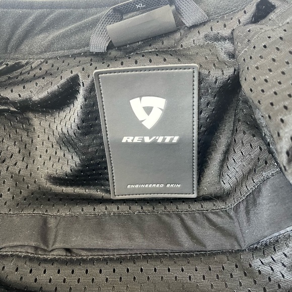Slightly Used Black REV’IT Jacket Eclipse XL - Picture 10 of 14